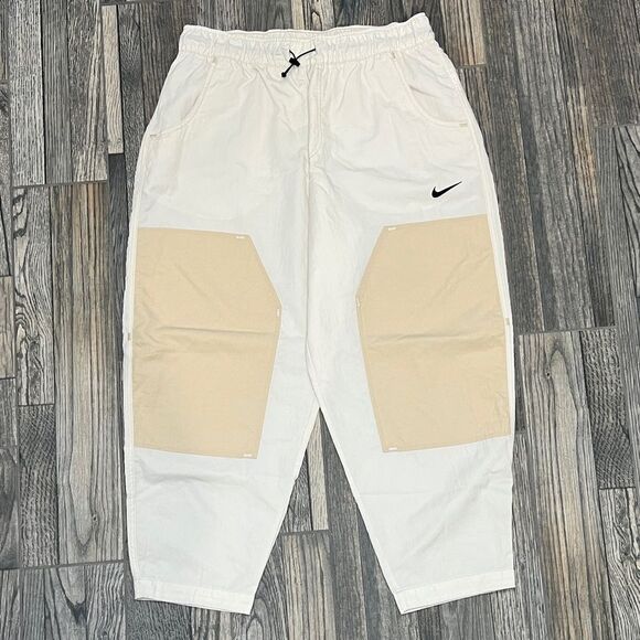 🔥 NIKE Nylon Capri Jogger Pants Women   Sz Lg - Cream/Beige Track Running Gym - Picture 1 of 8